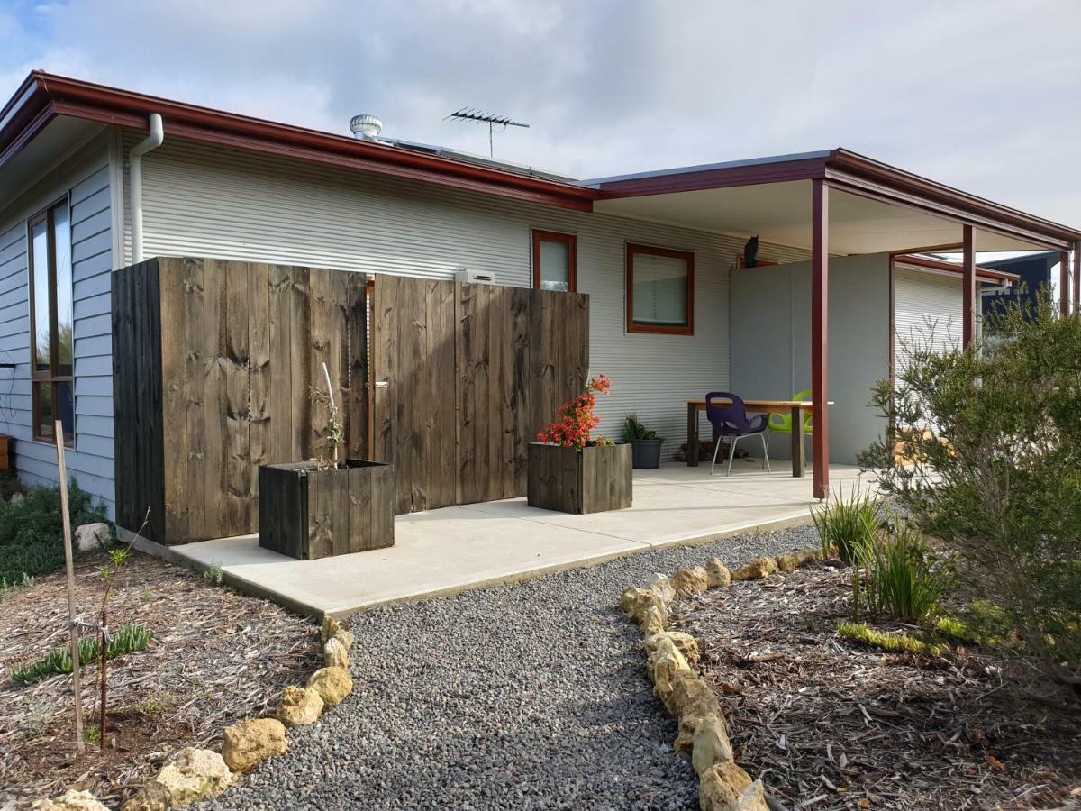 Samphire: Coorong Accommodation Meningie المظهر الخارجي الصورة
